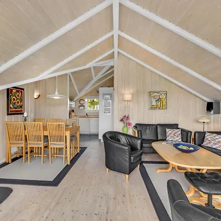 Cozy In Hvide Sande With Kitchen